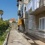 Studio Maha